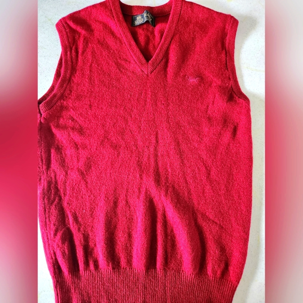 VTG Wolsey Men's V Neck 100% Wool Maroon Burgundy Sweater Vest S/M 36" Preppy